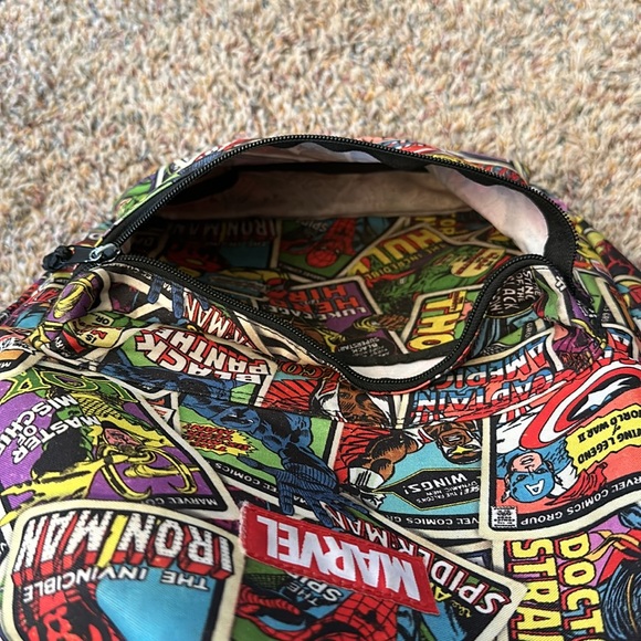 Marvel comics backpack - Picture 3 of 5
